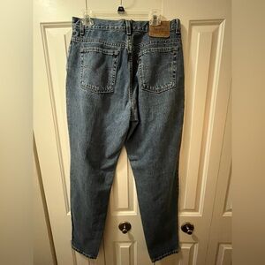 Size 16 Levi’s denim mom jeans